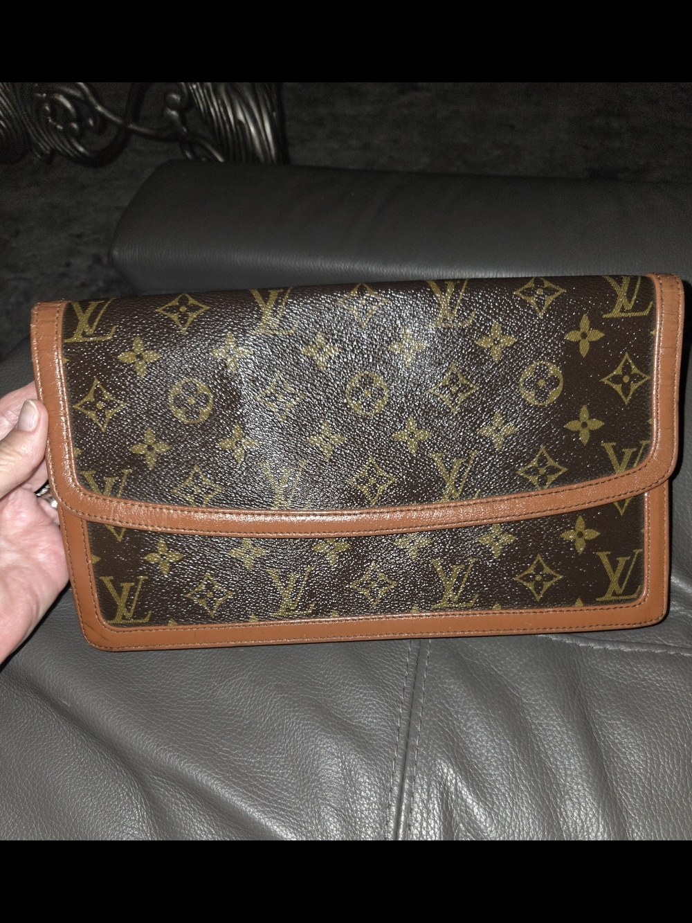 Louis Vuitton Monogram Clutch - Brown/Tan